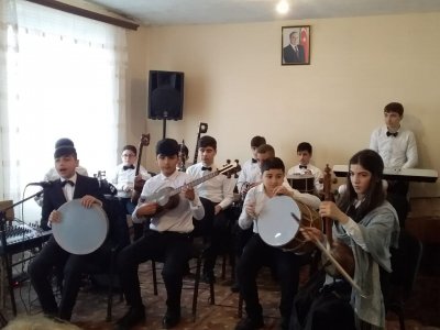 Abşeron rayon Xırdalan şəhər 11 illik musiqi məktəbinin kollektivinin Qobustan rayonunda konserti keçirilib