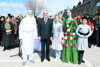 Naxçıvanda Novruz bayramı münasibətilə ümumxalq şənliyi keçirilib