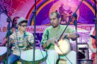 “Rövşən” ritm qrupu Samarada keçirilən 15-ci Beynəlxalq ritm festivalında uğurla çıxış edib