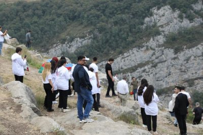 Qlobal Media Forumunun iştirakçıları Şuşada gəzintidə olublar - FOTO