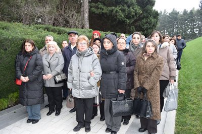 Botanika İnstitutunda Ulu Öndər Heydər Əliyevin anım gününə həsr olunmuş tədbir keçirilib 