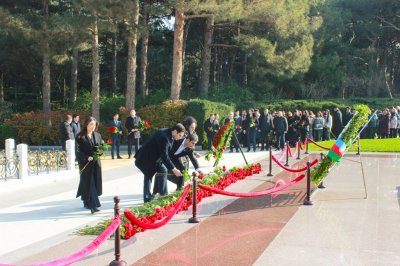 BAAU-da Ümumilli lider Heydər dərin hörmət və ehtiramla yad edilib