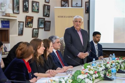 ADU-da “Vətən müharibəsi tarixi. Şəxsiyyət faktoru” adlı kitabın fransız və urdu dillərində tərcümələrinin təqdimatı olub