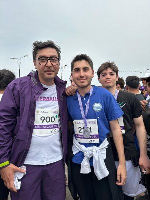 BDU tələbələri “Bakı Marafonu 2025”in xüsusi medalları ilə təltif olunublar