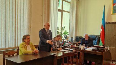 Polimer Materialları İnstitutunda Heydər Əliyevin anadan olmasının 102-ci  ildönümünə və Qələbənin 80 illiyinə  həsr olunan iclas keçirilib