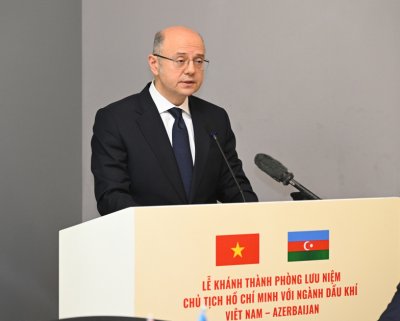 ADNSU-da Vyetnamın ilk Prezidenti Ho Şi Minin 135 illiyinə həsr edilmiş Memorial otağın açılışı olub