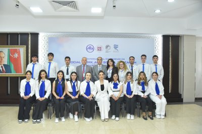 Azərbaycan Universitetində keçirilən beynəlxalq konfrans işini yekunlaşdırıb 