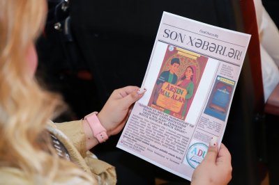 ADU tələbələri “Arşın mal alan” tamaşasını ingilis dilində oynayıblar