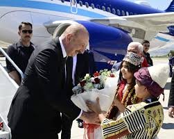 Ərdoğan İlham Əliyevi qarşıladı - FOTO