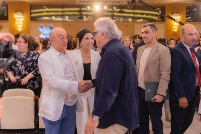 Kəmaləddin Heydərov festivalı xanımı ilə izlədi - Fotolar