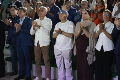 Kəmaləddin Heydərov festivalı xanımı ilə izlədi - Fotolar