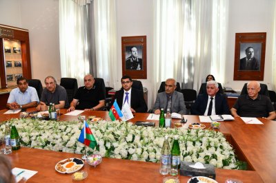 ADNSU-da Türkiyə və ABŞ universitetlərinin professorları ilə görüş keçirilib - FOTOLAR ADNSU-da Türkiyə və ABŞ universitetlərinin professorları ilə görüş keçirilib - FOTOLAR