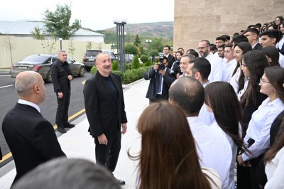 Prezident Qarabağ Universitetinin Klinikasının açılışında - FOTOLAR