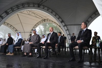 Liderlər Cıdır düzündə Qarabağ atlarının şousunu izlədilər — FOTOLAR