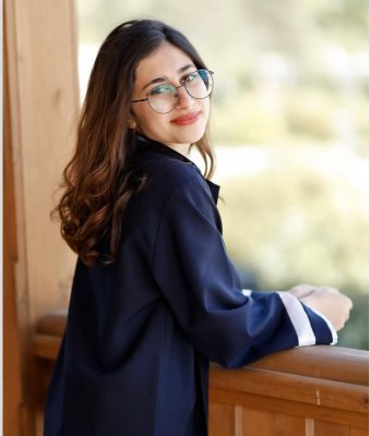 Azərbaycan Dillər Universitetinin tədris, ictimai və sosial fəaliyyətlərində fərqlənən fəxri məzunları və tələbələri - SİYAHI