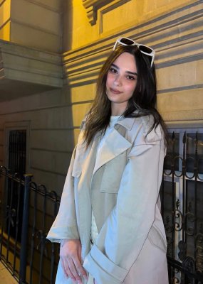 Azərbaycan Dillər Universitetinin tədris, ictimai və sosial fəaliyyətlərində fərqlənən fəxri məzunları və tələbələri - SİYAHI