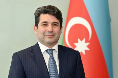 İqtisadiyyat Nazirinin müavinləri harada təhsil alıblar? 