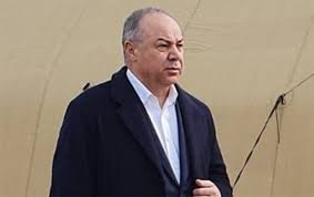 Heydərovun işdən çıxarılan müavini haqda maraqlı FAKTLAR: Hərbi rütbəsi yoxdur,kürəkəni də bu nazirin MÜAVİNİDİR   