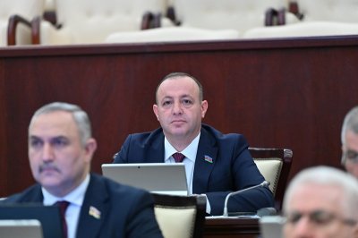 "Tamştatlı müəllim" modeli nə vaxt tətbiq ediləcək? 