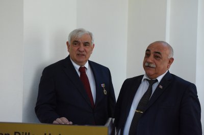 ADU-nun rektoru xatirə medalı ilə təltif olunub