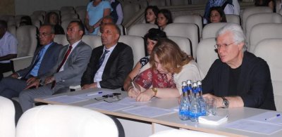 Professor Aleksandr Barmak ADMİU-nun buraxılış imtahanlarında komissiya sədri kimi iştirak edib