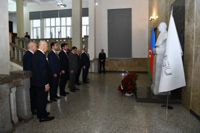 Balaxanıda bir əsrlik tarixi olan neft quyusuna  “Azərbaycan Dövlət Neft və Sənaye Universiteti-100” adı verilib