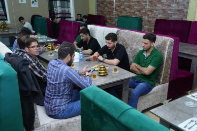 NDU-nun rektoru Elbrus İsayev tələbələrlə iftar süfrəsi ətrafında görüşüb