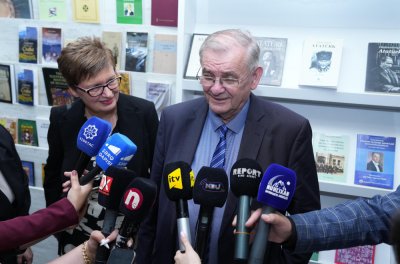 NDU-da Macarıstanın dünya şöhrətli yazıçısı və dövlət xadimi Şandor Lejakın kitablarının təqdimatı olub