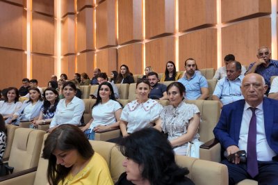 Şəkidə Xalq şairi Bəxtiyar Vahabzadənin anadan olmasının 100 illiyinə həsr olunmuş Beynəlxalq konfransın açılış tədbiri keçirilib