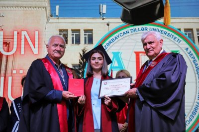 ADU-da “Məzun günü” keçirilib