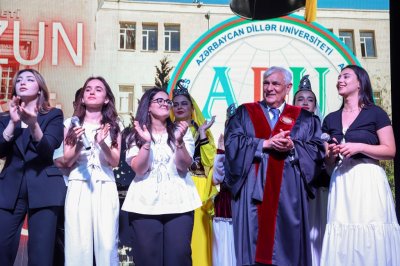 ADU-da “Məzun günü” keçirilib