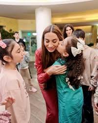 Arzu Əliyeva və Alyona Əliyeva sosial qayğıya ehtiyacı olan uşaqların əyləncəsini təşkil ediblər