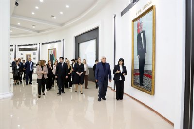 ADU kollektivi Qazax rayonunda Heydər Əliyev Mərkəzini ziyarət edib