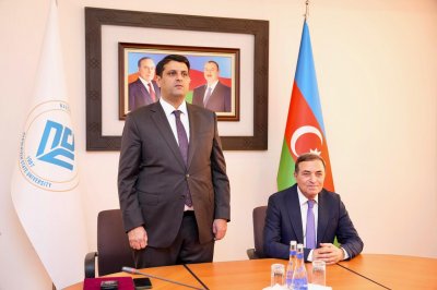 Mənsum İbrahimova “NDU-nun Fəxri professor” diplomu təqdim olundu