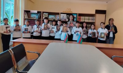 Məktəb kitabxanaları - düşünən gəncliyin təməl beşiyi Məktəb kitabxanaları - düşünən gəncliyin təməl beşiyi