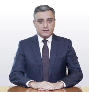 Anar Əliyevin müavinləri harada təhsil alıb? Anar Əliyevin müavinləri harada təhsil alıb?